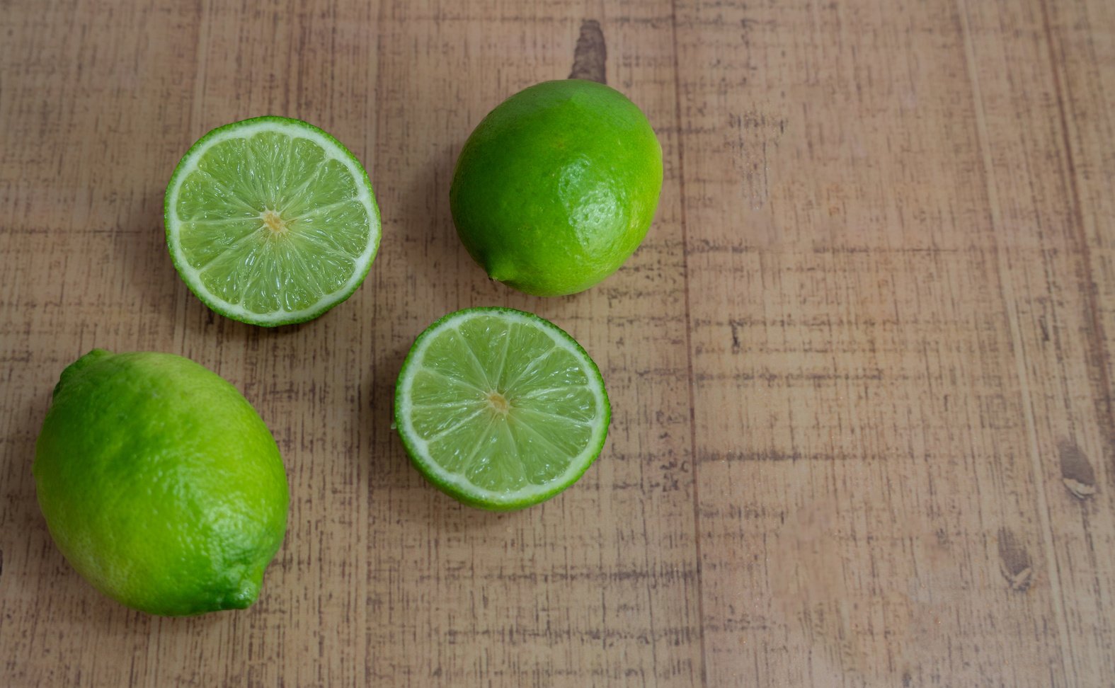 Lemons on table. Citrus limon.